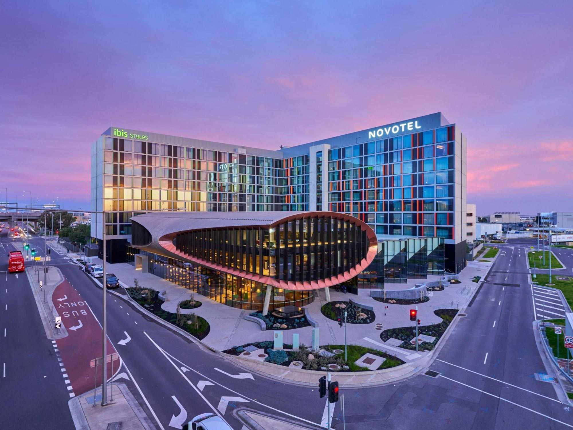 Novotel Melbourne Airport エクステリア 写真